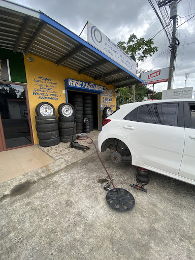 Entro De Llantas Haitianos 2