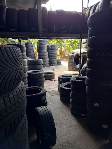 llantas ventas y reparaciones Serviauto Frank