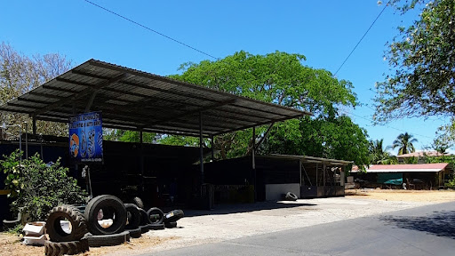 Taller DJ (Chitré) - Reparación y venta de llantas.